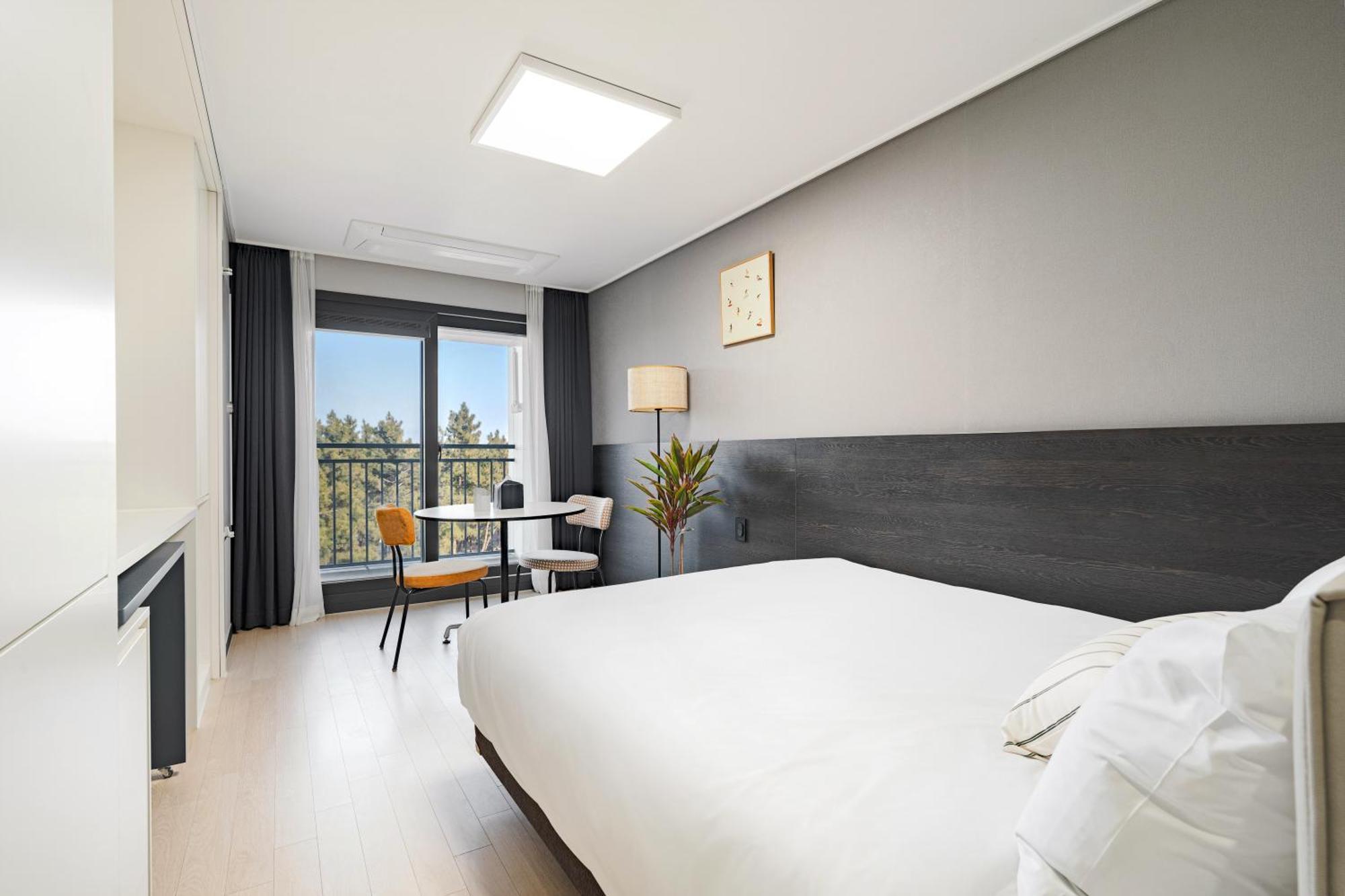 Urbanstay Sokcho Beach Ab Exterior foto