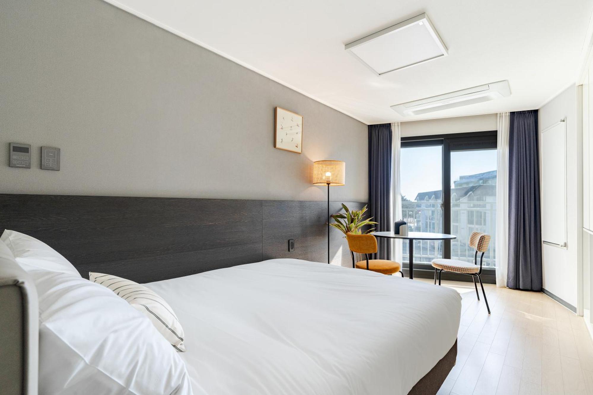 Urbanstay Sokcho Beach Ab Exterior foto