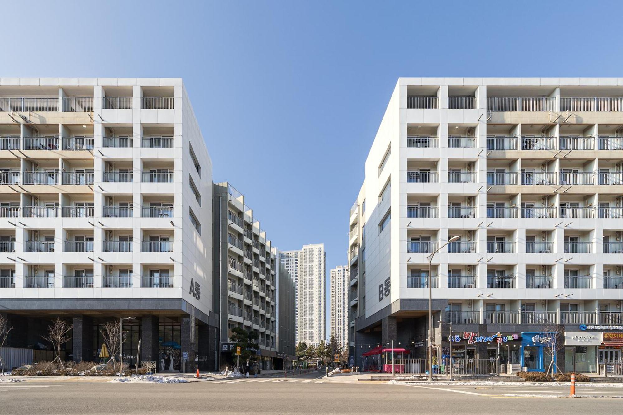 Urbanstay Sokcho Beach Ab Exterior foto